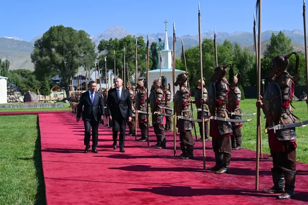 Official welcome ceremony held for President Ilham Aliyev in Cholpon-Ata