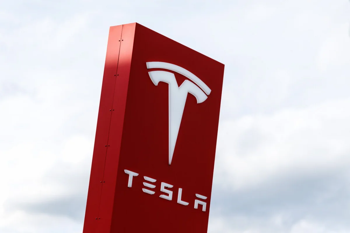 Tesla Çindəki biznesini sata bilər