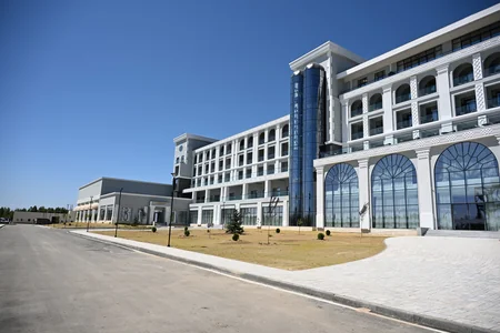 İssık-Kul gölünün sahilində Baku Resort & Spa mehmanxanasının açılışı olub - YENİLƏNİB