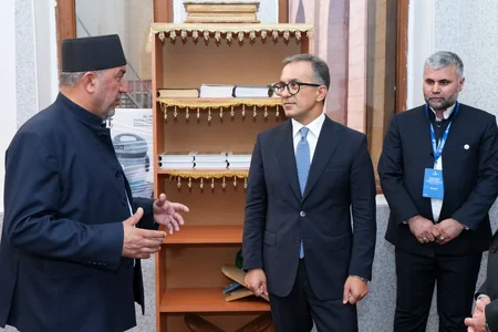 Ramin Məmmədov Şəmkirdə Cümə məscidini, alman kilsəsini ziyarət edib