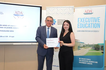 Rəqəmsal mediada ədəbi dil standartları mövzusunda təlimlər başa çatıb
