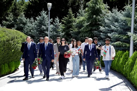 Participants of Diaspora Youth Summer Camp arrive in Azerbaijan