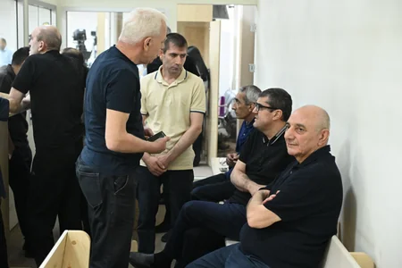 Appellate court panel retires to deliberate on appeals of Armenian citizens