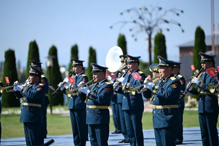 Official welcome ceremony held for President Ilham Aliyev in Cholpon-Ata