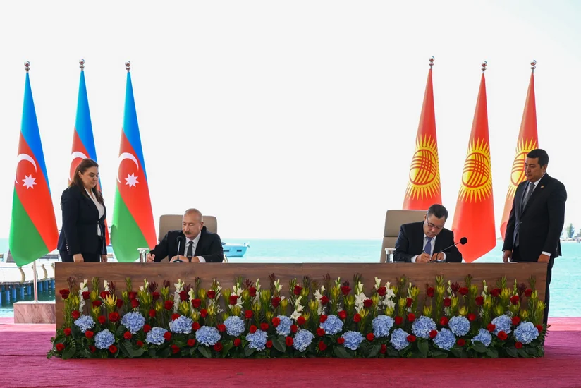 Azerbaijan, Kyrgyzstan exchange signed documents in Cholpon-Ata