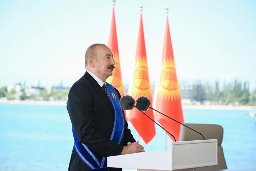 President Ilham Aliyev invites Sadyr Zhaparov to pay state visit to Azerbaijan