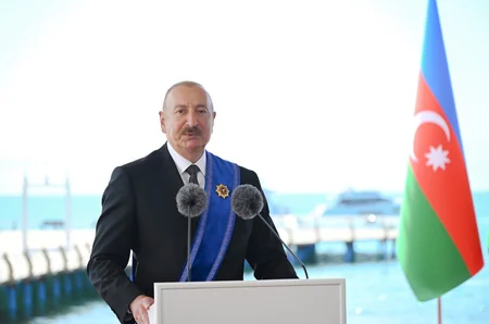 Azərbaycan və Qırğızıstan prezidentlərinin təltifolunma mərasimi keçirilib - YENİLƏNİB
