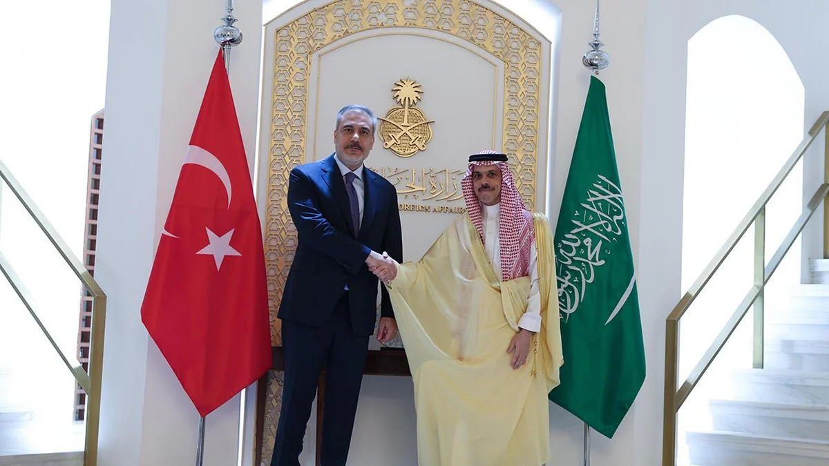 Turkish, Saudi foreign ministers discuss regional developments
