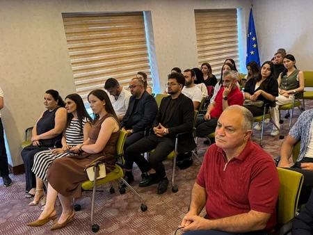 Gürcüstanda hüquqi xidmətlər Azərbaycan dilində də olacaq