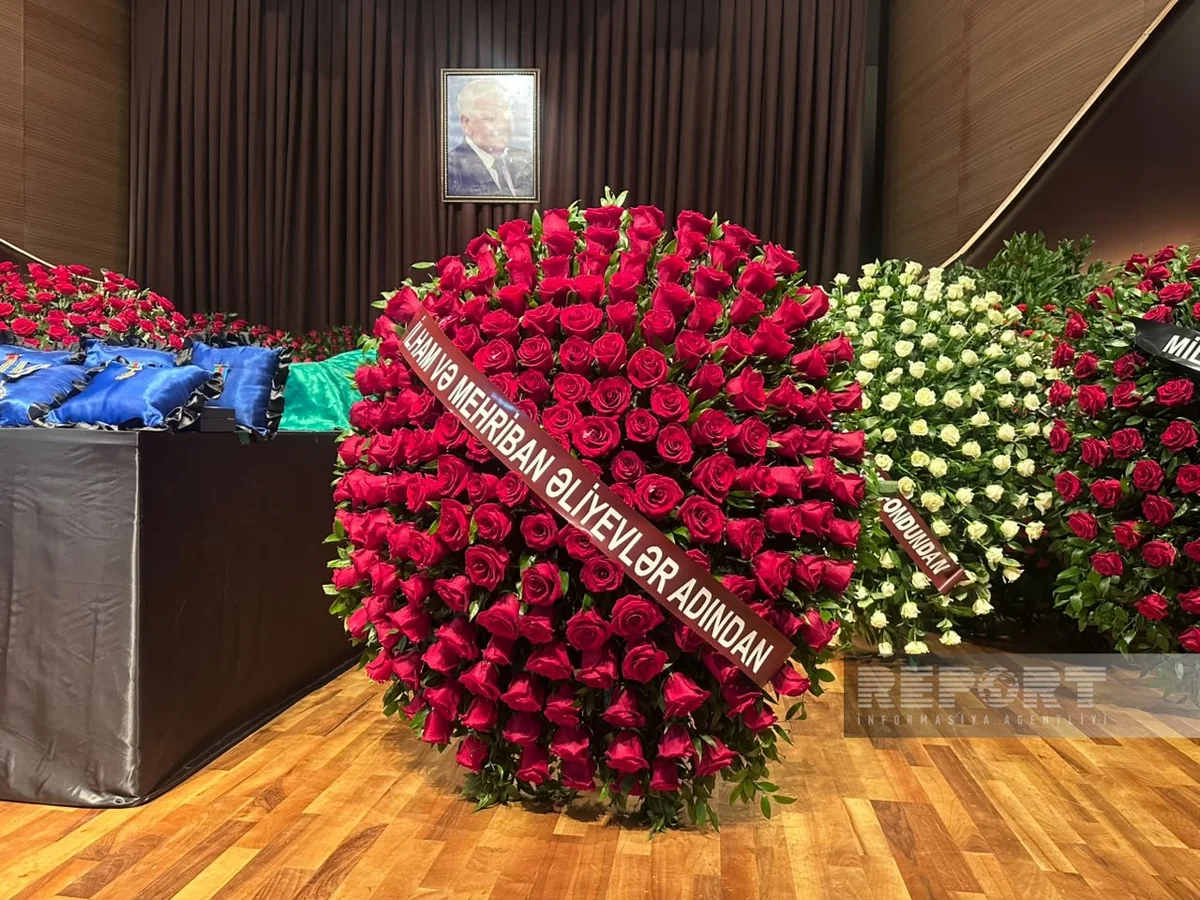 Ilham Aliyev, Mehriban Aliyeva send wreath to Nariman Hasanzada farewell ceremony
