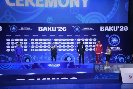 Dünya çempionatı: Gümüş medal qazanan İbrahim Həsənov mükafatlandırılıb
