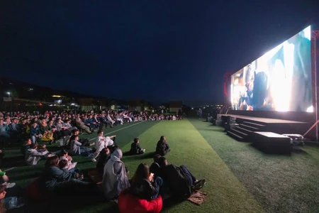 AzerGold QSC və Bakı Media Mərkəzinin təşkilatçılığı ilə Daşkəsəndə milli kino seansı keçirilib