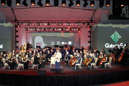 İlk dəfə Qəbələ Festivalında Azərbaycan kinofimlərindən musiqilər səsləndirilib