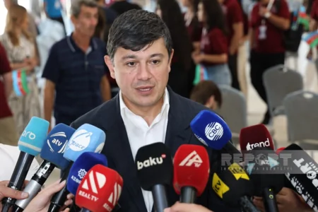 Fuad Muradov: Xaricdə yaşayan gənclərimiz qərəzli kampaniyalara əsaslandırılmış cavab verməyi bacarmalıdırlar
