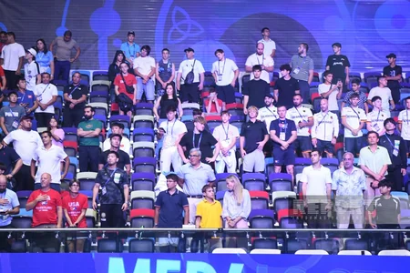 Dünya çempionatı: Gümüş medal qazanan İbrahim Həsənov mükafatlandırılıb
