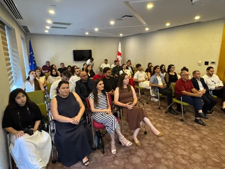 Gürcüstanda hüquqi xidmətlər Azərbaycan dilində də olacaq