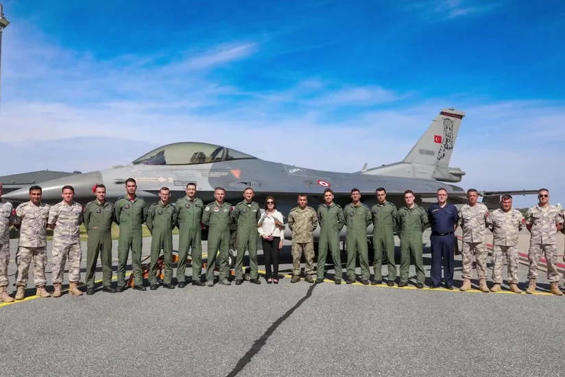 Турция разместила истребители F-16 на базе в Эстонии