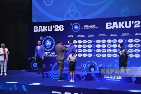 Dünya çempionatı: Gümüş medal qazanan İbrahim Həsənov mükafatlandırılıb