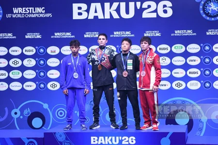 Dünya çempionatı: Gümüş medal qazanan İbrahim Həsənov mükafatlandırılıb