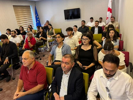 Gürcüstanda hüquqi xidmətlər Azərbaycan dilində də olacaq