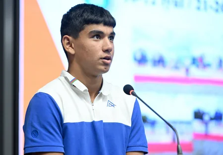 Fərid Qayıbov beynəlxalq arenada medal qazanan idmançıları təbrik edib