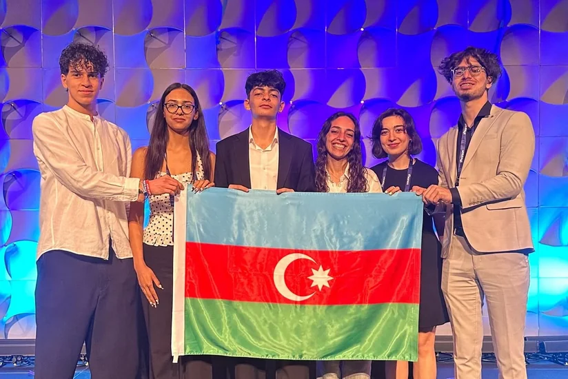 Azərbaycanlı məktəblilər dünya çempionatında ilk onluğa düşüblər