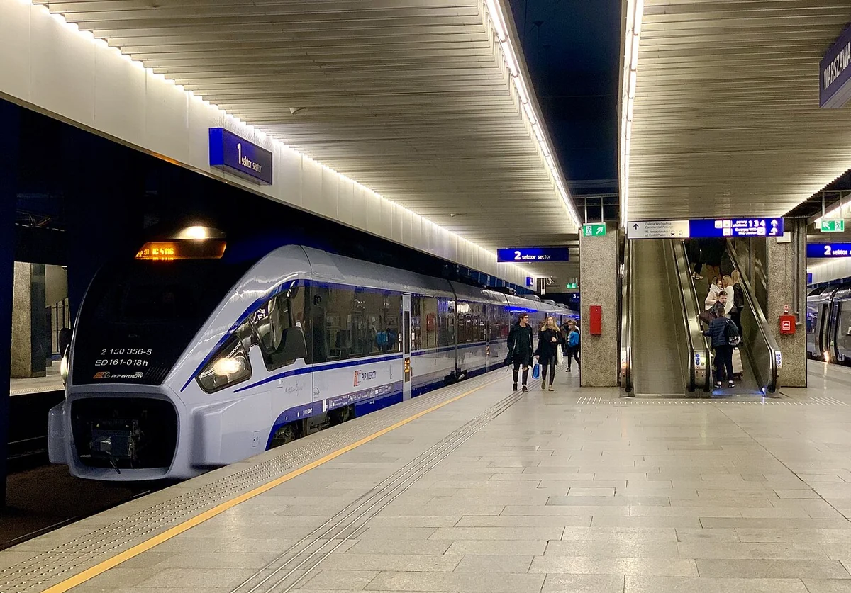 Rail services disrupted in Poland due to malfunction at Warsaw railway station