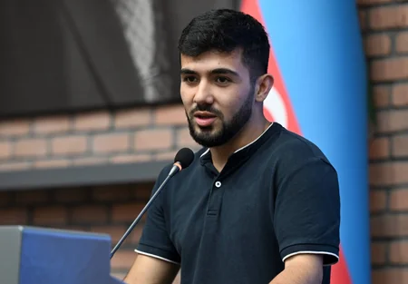 Fərid Qayıbov beynəlxalq arenada medal qazanan idmançıları təbrik edib