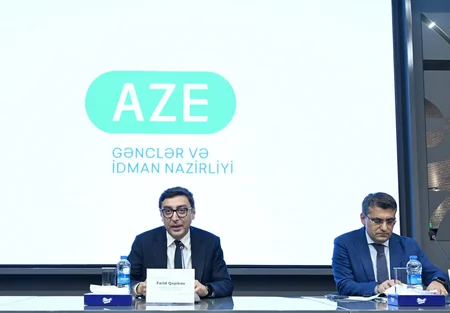 Fərid Qayıbov beynəlxalq arenada medal qazanan idmançıları təbrik edib