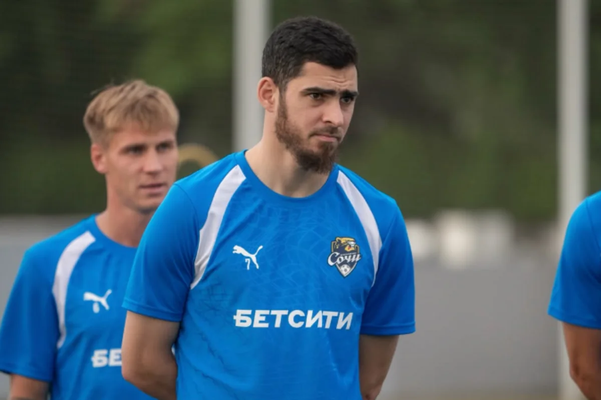 Rusiyanın Soçi klubu Ramil Şeydayevi transfer etdiyini açıqlayıb