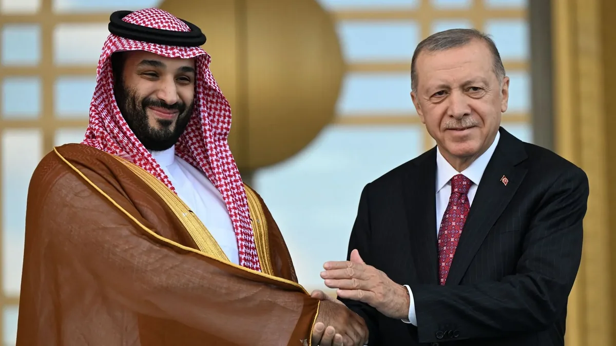 Erdoğan, Saudi crown prince discuss regional security by phone