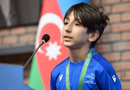 Fərid Qayıbov beynəlxalq arenada medal qazanan idmançıları təbrik edib