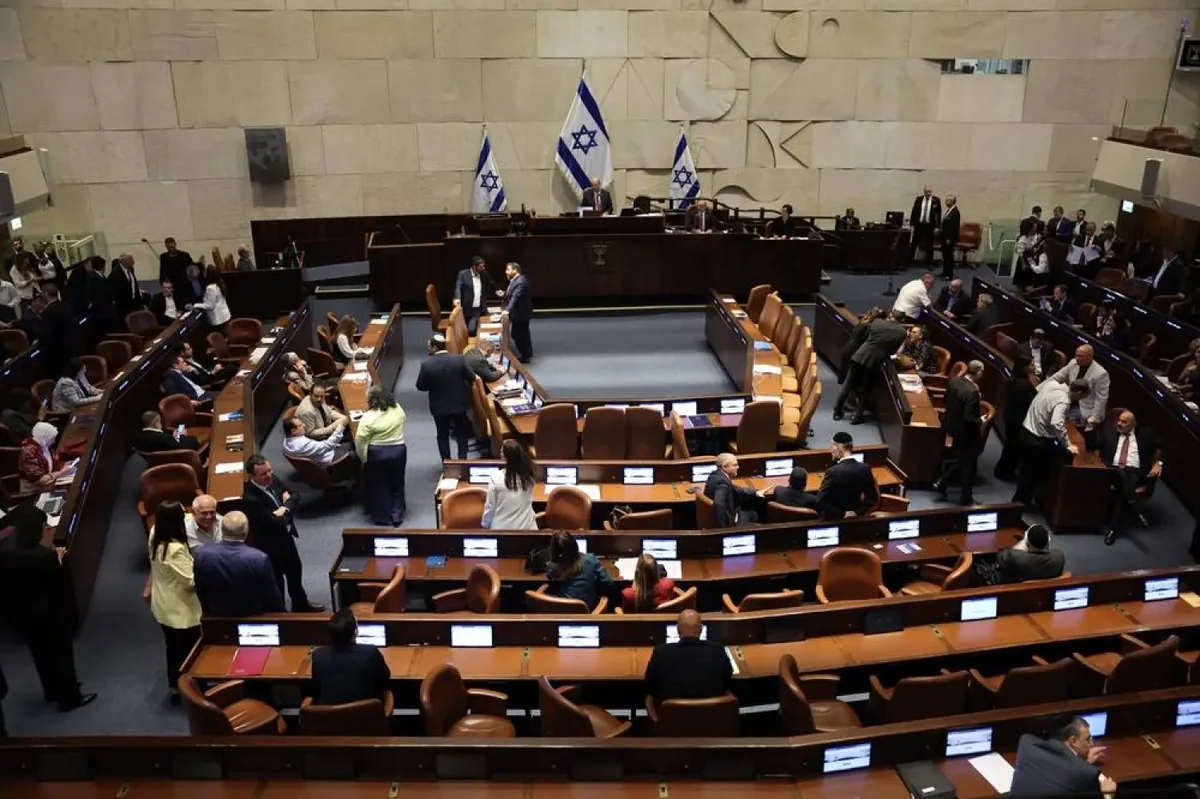 Israeli parliament extends emergency mobilization until October