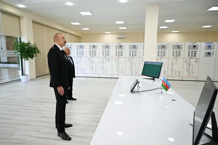 İlham Əliyev Yeni Səngəçal yarımstansiyasının açılışında iştirak edib