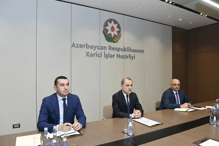 Estoniyanın yeni səfiri etimadnaməsinin surətini Ceyhun Bayramova təqdim edib
