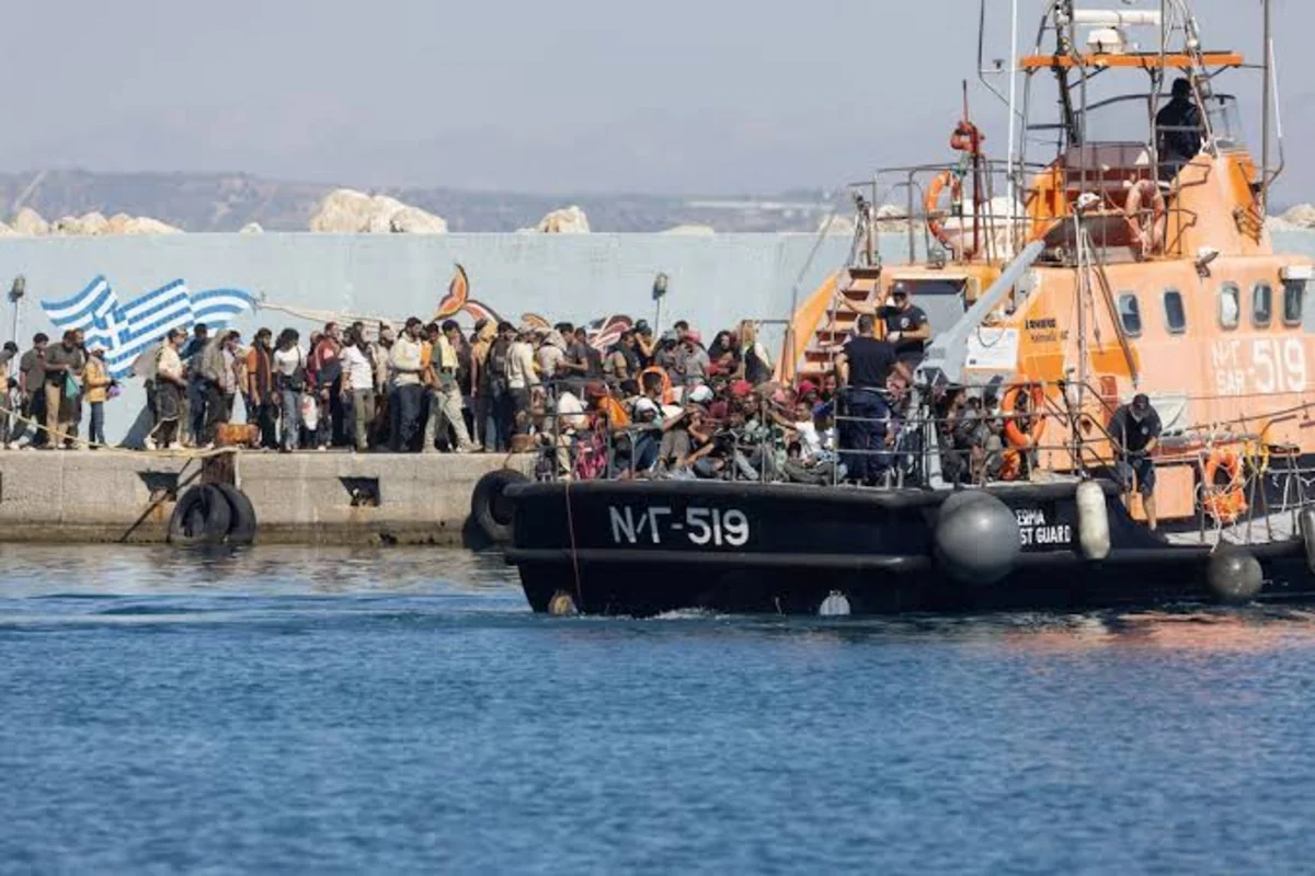 Greek coast guard rescues 48 migrants off Gavdos