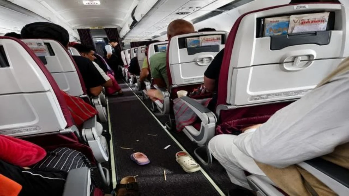 Air India flight hits severe turbulence, injuring 17