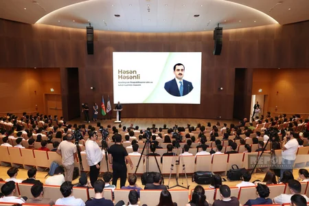 2026/2027-ci tədris ili üzrə Dövlət Proqramı qalibləri ilə görüş keçirilib