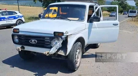 Qaxda iki avtomobil toqquşub, xəsarət alanlar var