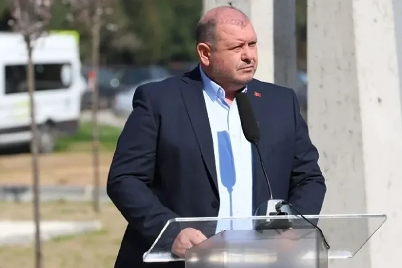 İzmirdə bələdiyyə sədri daxil olmaqla 21 nəfər saxlanılıb