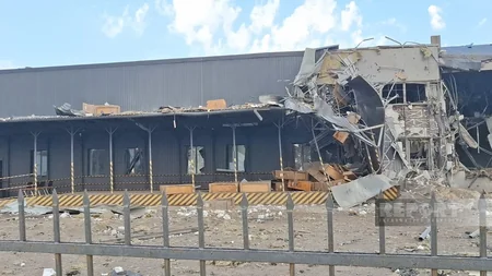Aftermath of Kyiv rocket and drone attack - PHOTOS
