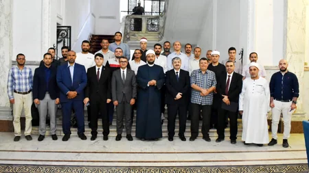 Rəvan Həsənov islamofobiyaya qarşı mübarizə ilə bağlı Misirdə beynəlxalq konfransda çıxış edib