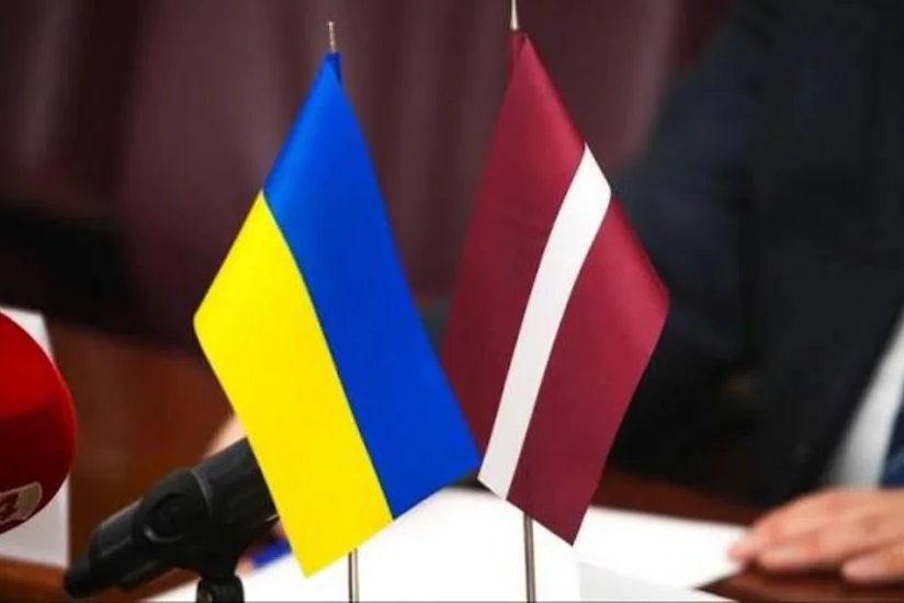 Главы МИД Украины и Латвии обсудили усиление санкционного давления на Россию