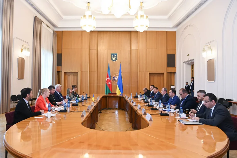 Azərbaycan və Ukrayna XİN başçıları arasında geniş tərkibdə görüş olub