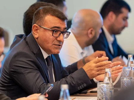 AFFA Premyer Liqa klubları ilə maliyyə məsələlərini müzakirə edib