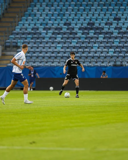 UEFA Konfrans Liqası: Qarabağ səfərdə Dinamoya minimal fərqlə uduzub - YENİLƏNİB-4
