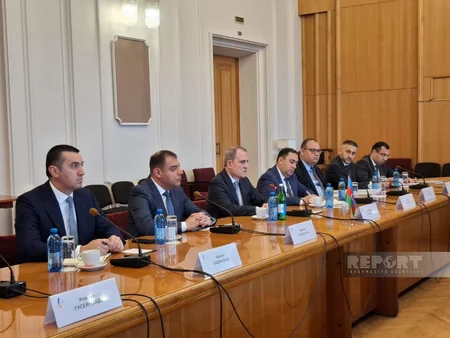 Ceyhun Bayramov və Andrey Sibiqa Kiyevdə danışıqlar aparırlar