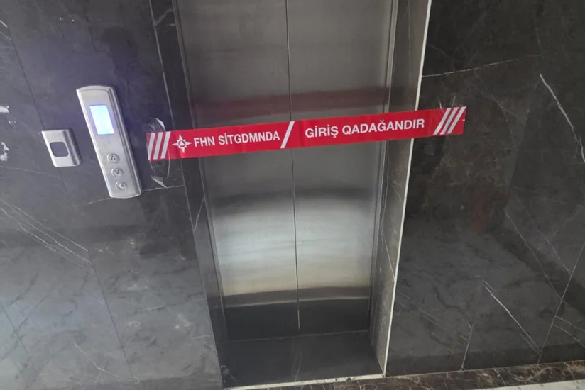 Yaşayış binasında təhlükəsizlik tələblərinə cavab verməyən liftlərin istismarı dayandırılıb