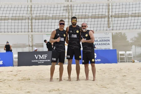 Çimərlik voleybolu üzrə Azərbaycan çempionatında yarımfinal mərhələsi başa çatıb