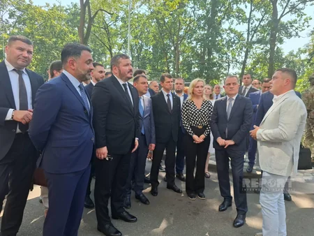 XİN Ceyhun Bayramovun İrpen şəhərinə səfəri ilə bağlı məlumat yayıb - YENİLƏNİB